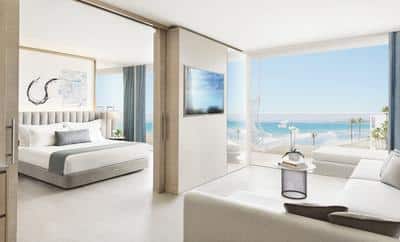 Deluxe One Bedroom Suite Sea View