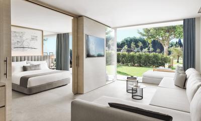 One Bedroom Suite Private Garden Garden View