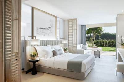 One Bedroom Suite Private Garden