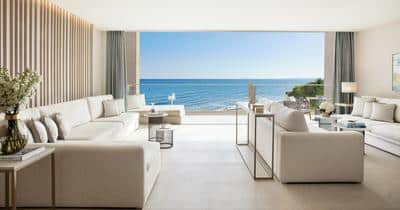 Deluxe Two Bedroom Suite Sea View