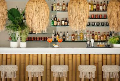 Lagoon Bar