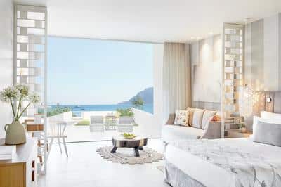 Deluxe Junior Suite Private Garden Sea View