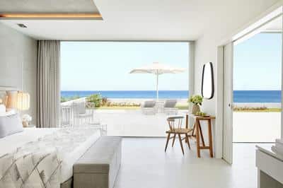 Deluxe One Bedroom Bungalow Suite with Private Garden Beachfront