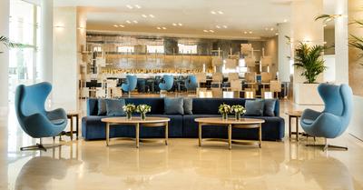 Lobby Bar
