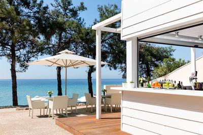 Beach Bar