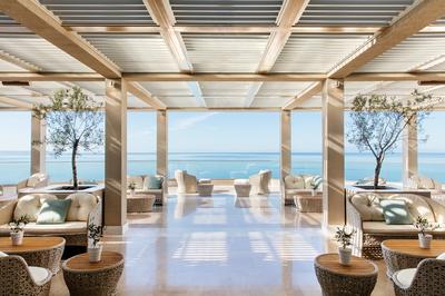 Veranda Bar