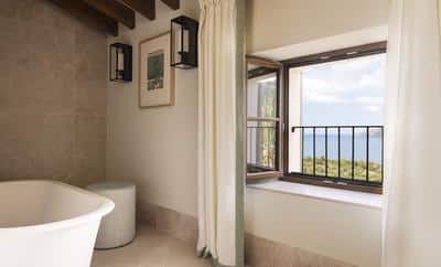 Sea View Rooms