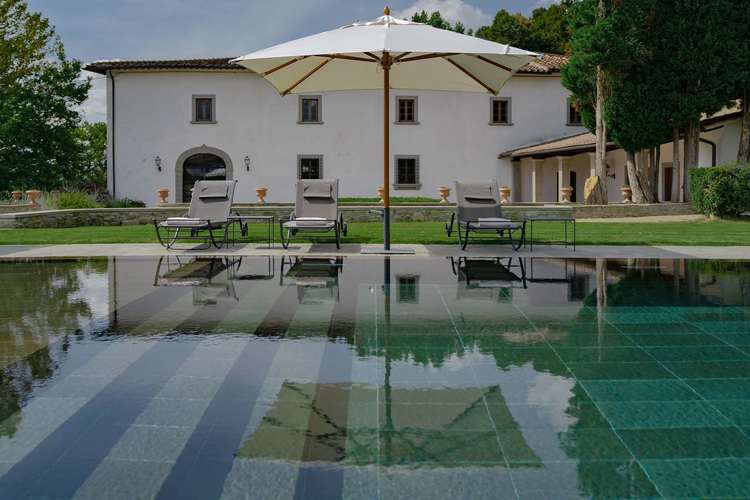 Viesca Toscana image