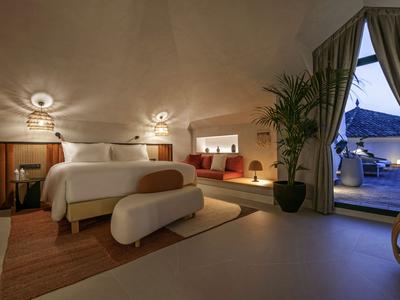 SO VIP Suite Almenara