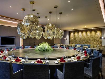 Hainan Pearl Restaurant