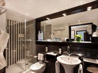 Prestige Suite