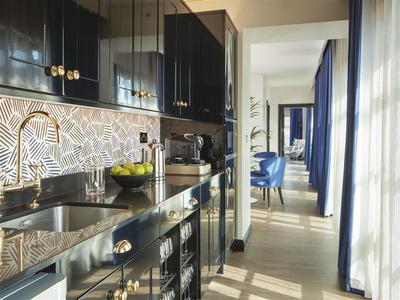 Penthouse Suite