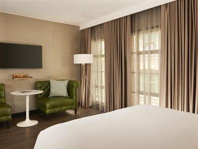 Loft Suite
