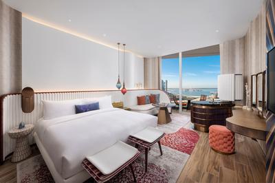 Spectacular Guest Room