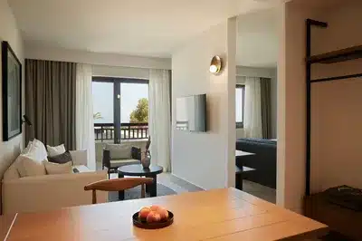 Universe Panorama Suite with Roof Private Pool