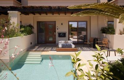 Premium Galaxy One-Bedroom Suite with Private Pool