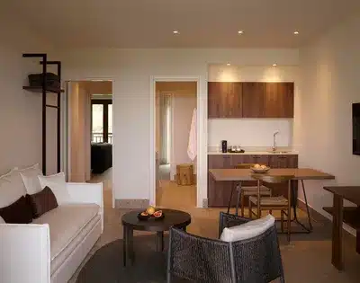 Ocean One Bedroom Suite Swim-Up