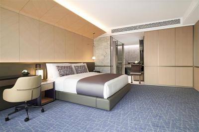Fairmont Gold King Room