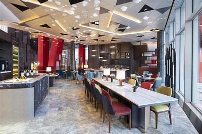 Fairmont Gold Lounge