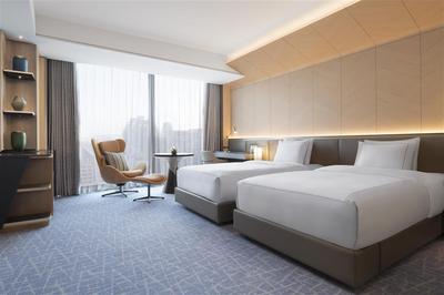 Fairmont Deluxe Twin