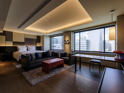 Guest room