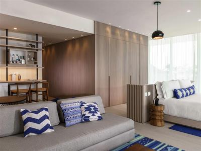 Guest room