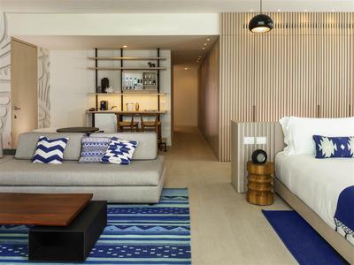 Guest room