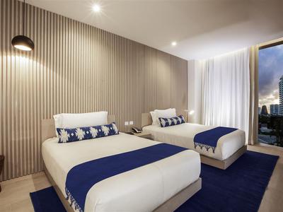 Guest room