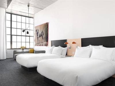 Guest room