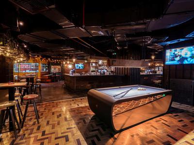 Bar Lounge