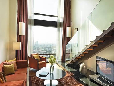 Duplex Suite, Piano Club Privilege