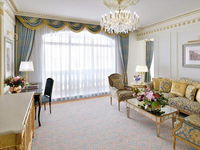 Signature Suite Palm