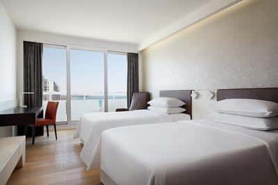 Premium Seaview - Twin
