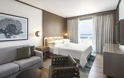 Club Seafront-Adults only