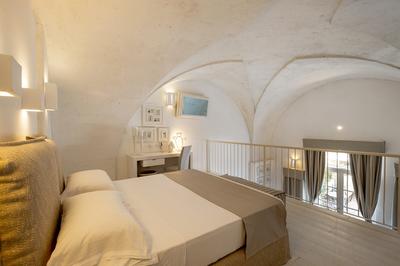 Duplex Room