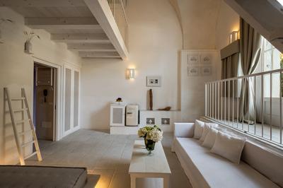 Duplex Room