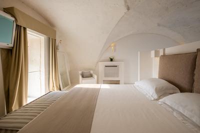 Limoni Sunset Suite