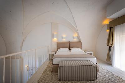 Duplex Room