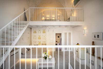 Duplex Room