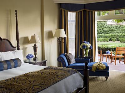 Deluxe Patio Room