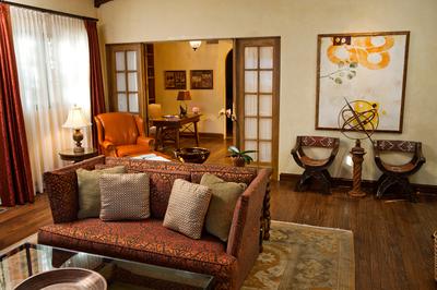 Clara Vista Cottage Suite - Living Room