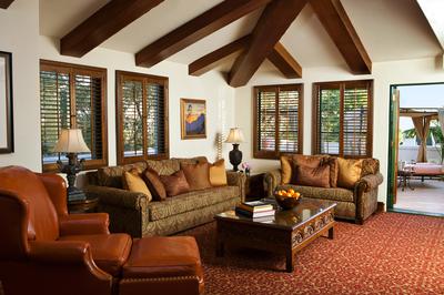 Clara Vista Presidential Suite - Living Room
