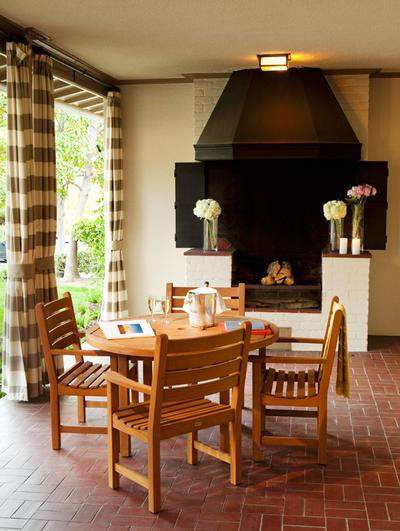 Shamrock Two Bedroom Cottage Suite - Patio