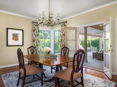 Two-Bedroom Ford Cottage Suite Dining Room