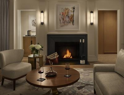Classic Corner Park View Suite
