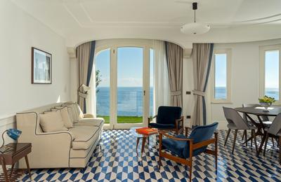 Premium Suite Pool