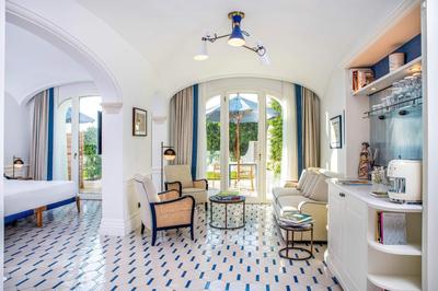 Suite Deluxe with Pool