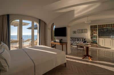 Suite Deluxe with Pool