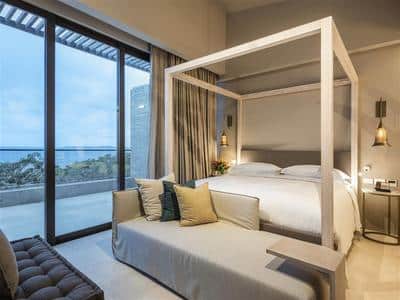 Guest room