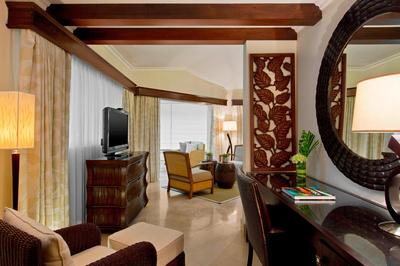 Royal Beach Villa Suite